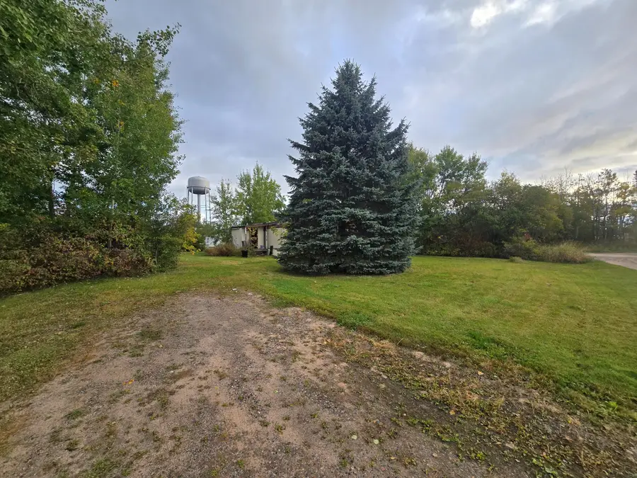700 W 26th Ave, Sault Ste Marie, MI 49783 - #2