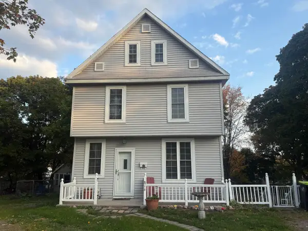 816 Sheridan Dr, Sault Ste Marie, MI 49783