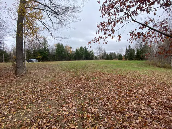 17-18 mi M-129, Sault Ste Marie, MI 49783