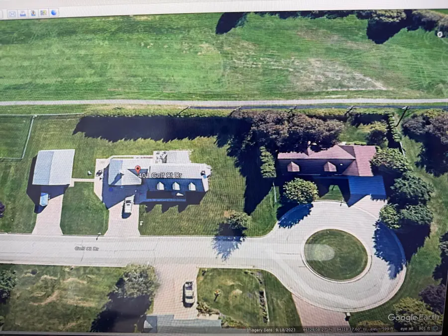 401 Golf Court Dr, Sault Ste Marie, MI 49783 - #3