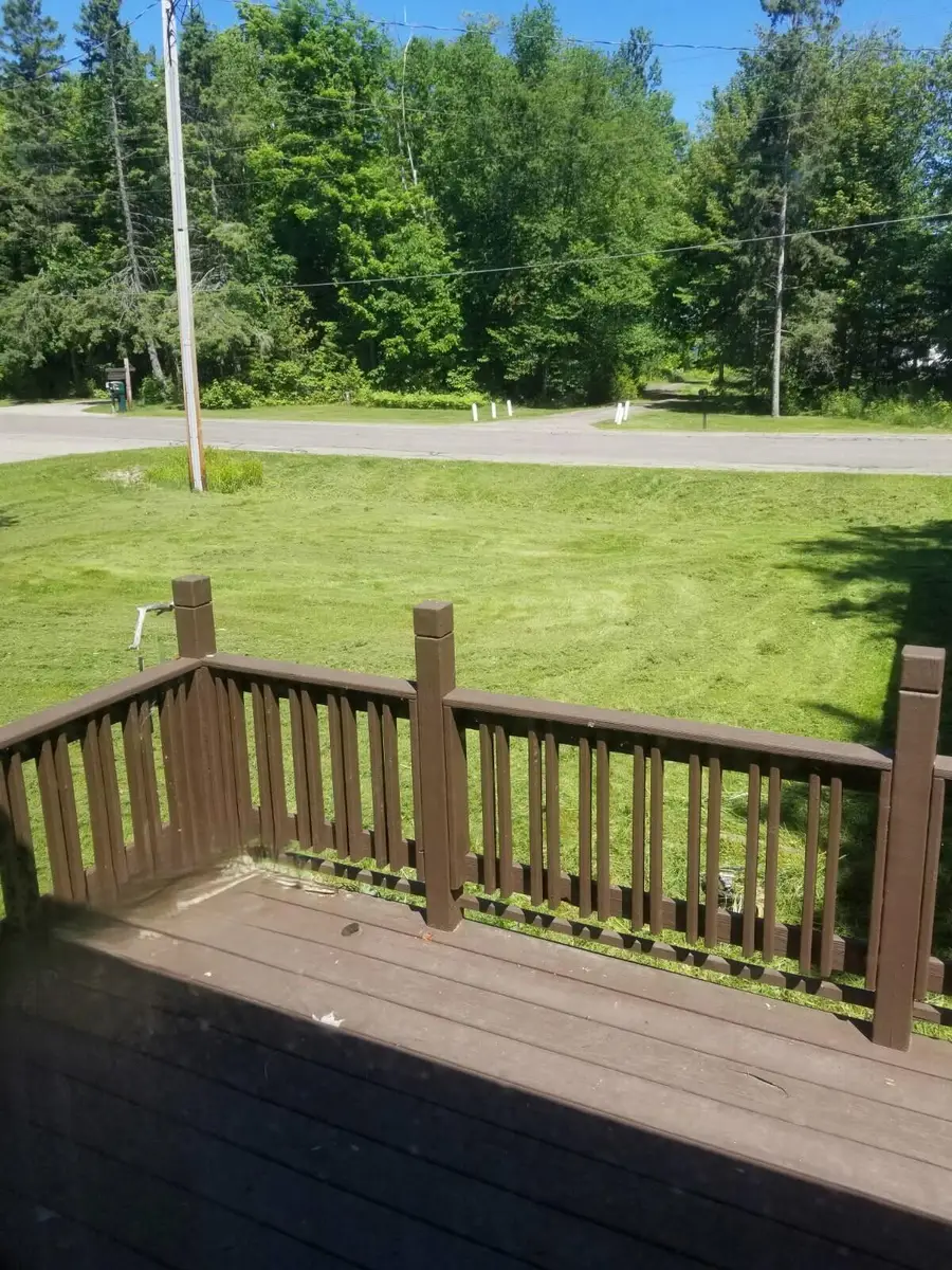 2515 W 4th Ave, Sault Ste Marie, MI 49783 - #2