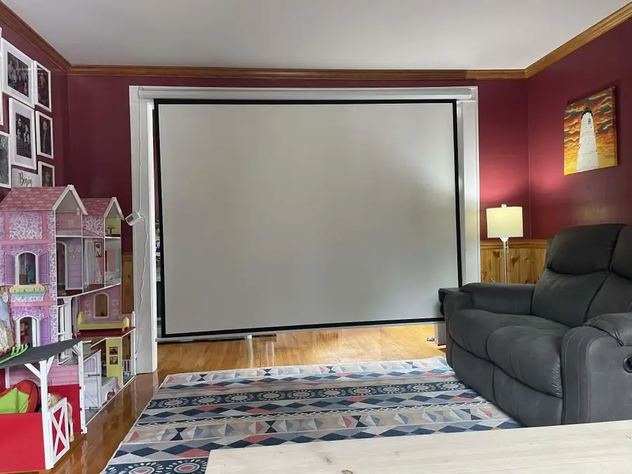 317 W Mcmillan Ave, Newberry, MI 49868 - #3