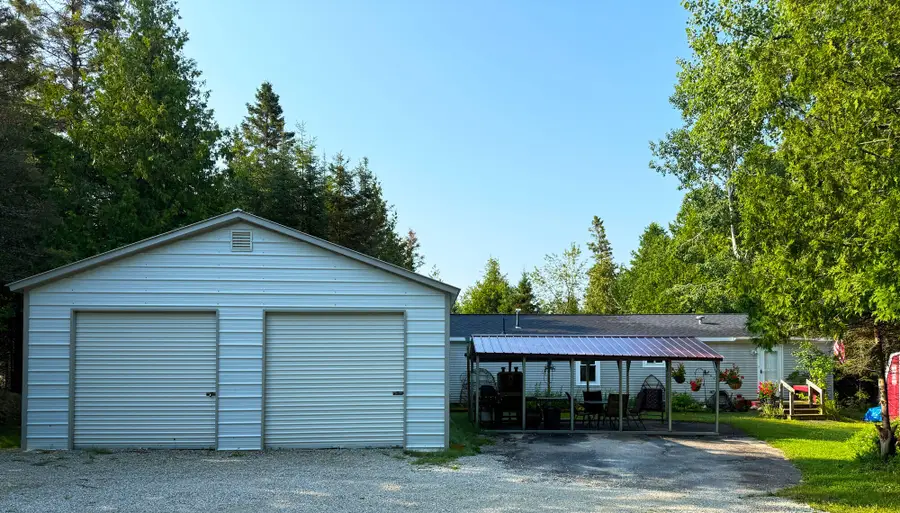 850 S Lakeside Rd, Cedarville, MI 49719 - #2