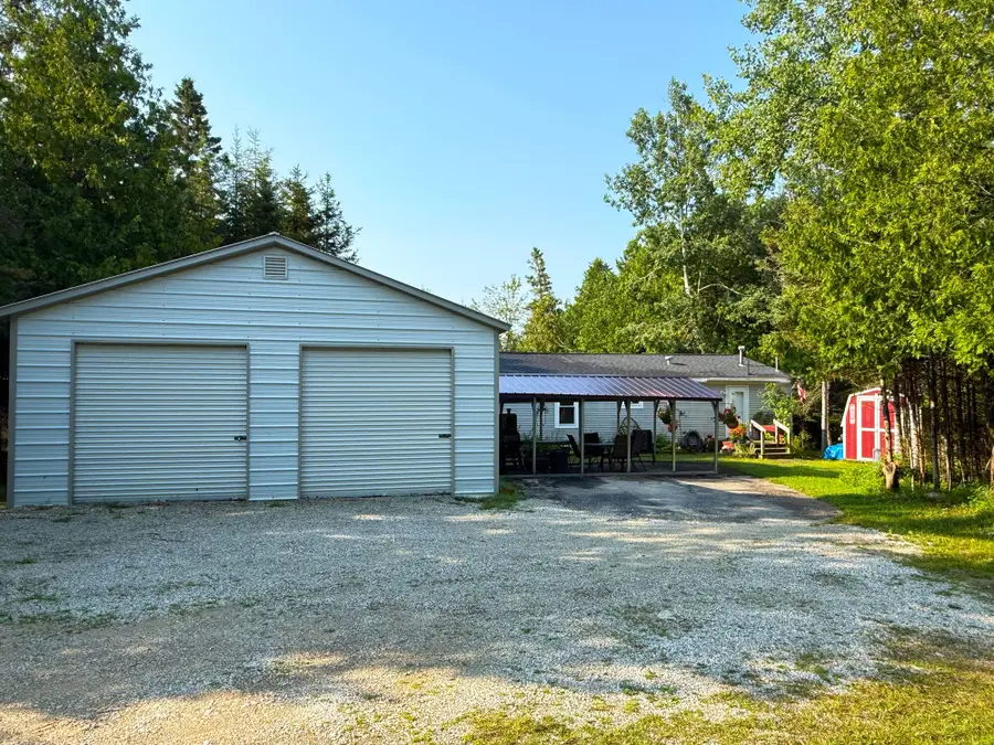 850 S Lakeside Rd, Cedarville, MI 49719 - #3
