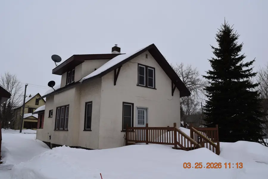 715 E Easterday Ave, Sault Ste Marie, MI 49783 - #3