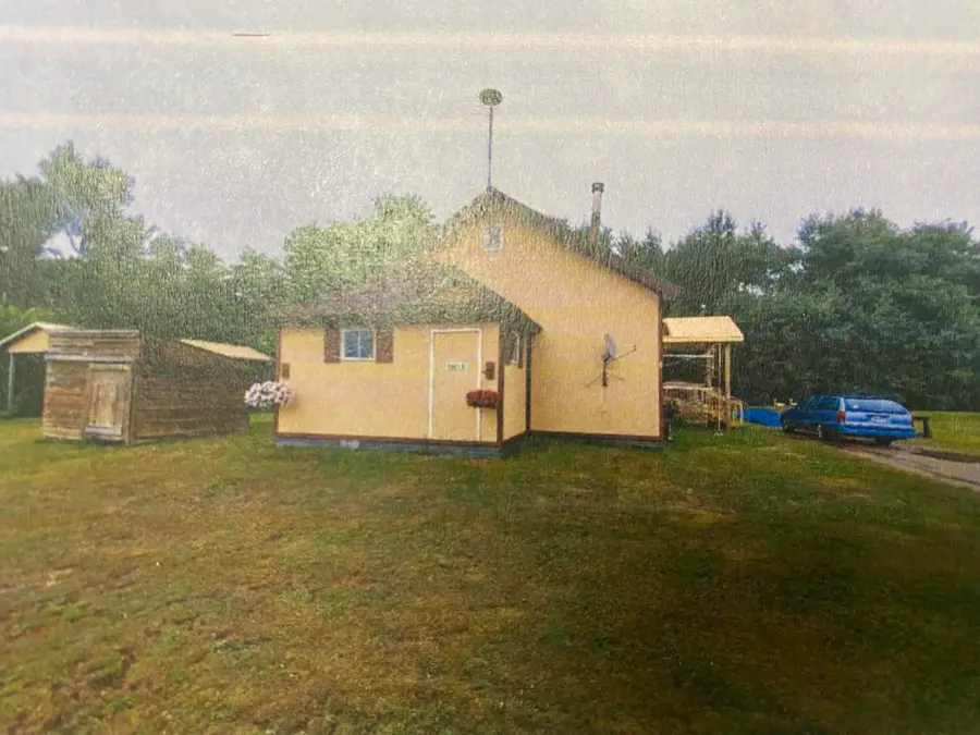 1531 S Townhall Rd, Sugar Island, MI 49783 - #2