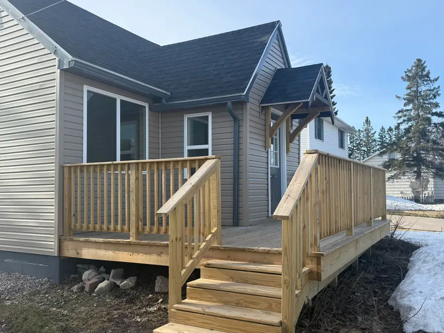 1908 Ryan Ave, Sault Ste Marie, MI 49783 - #2