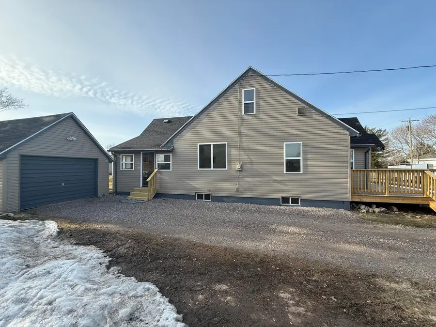 1908 Ryan Ave, Sault Ste Marie, MI 49783 - #3