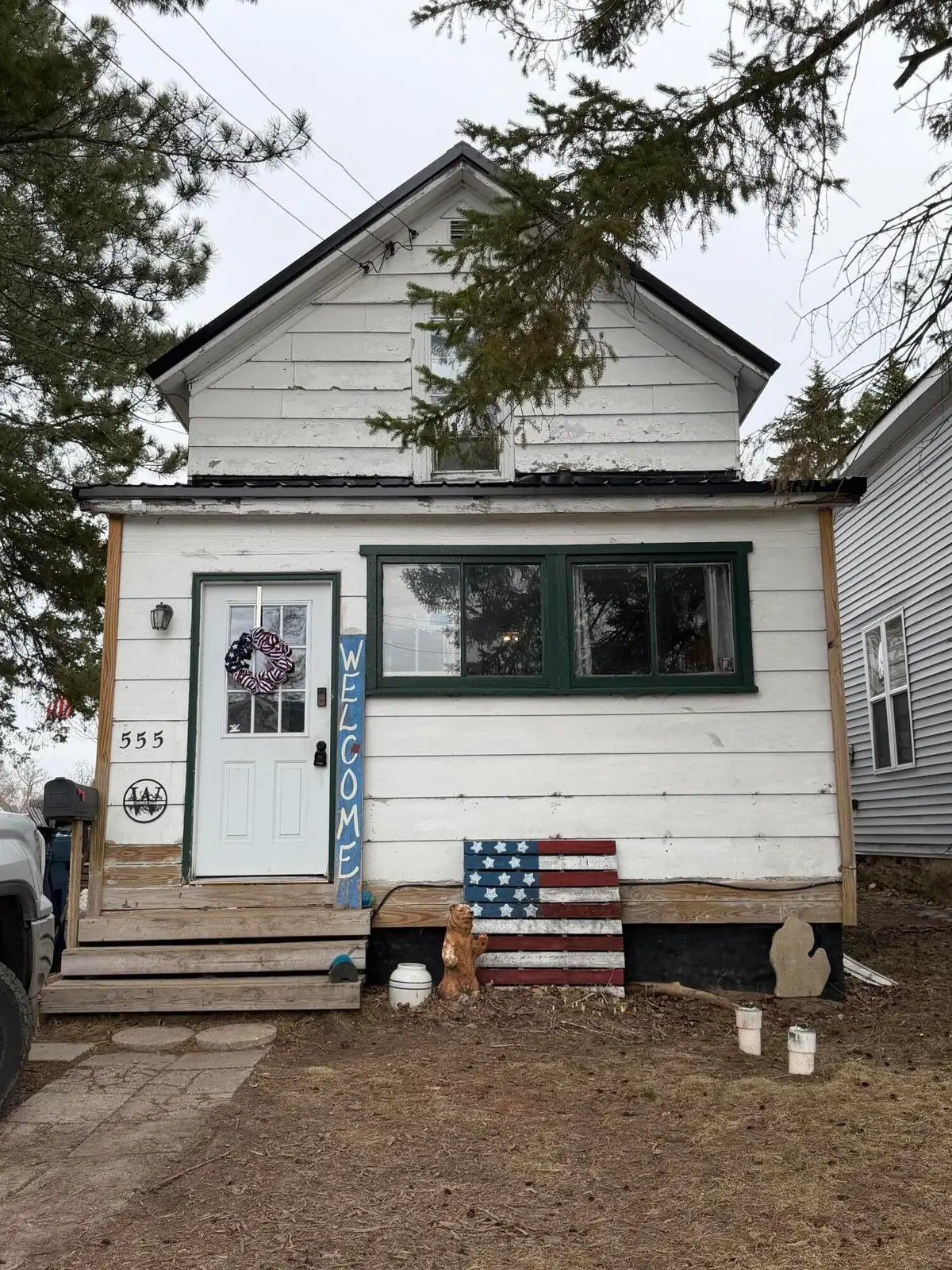 555 Carrie St, Sault Ste Marie, MI 49783 - #1