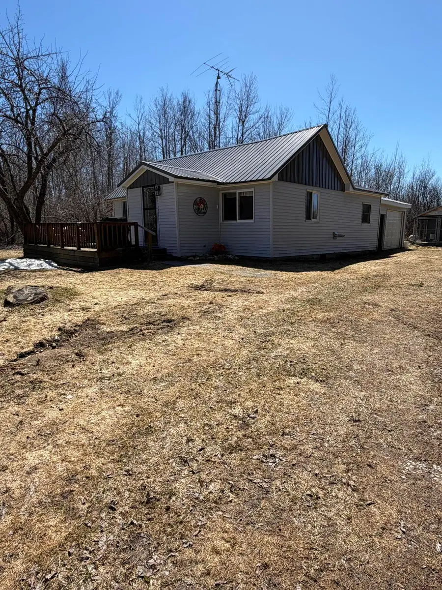 28690 S Raber Rd, Goetzville, MI 49736 - #2