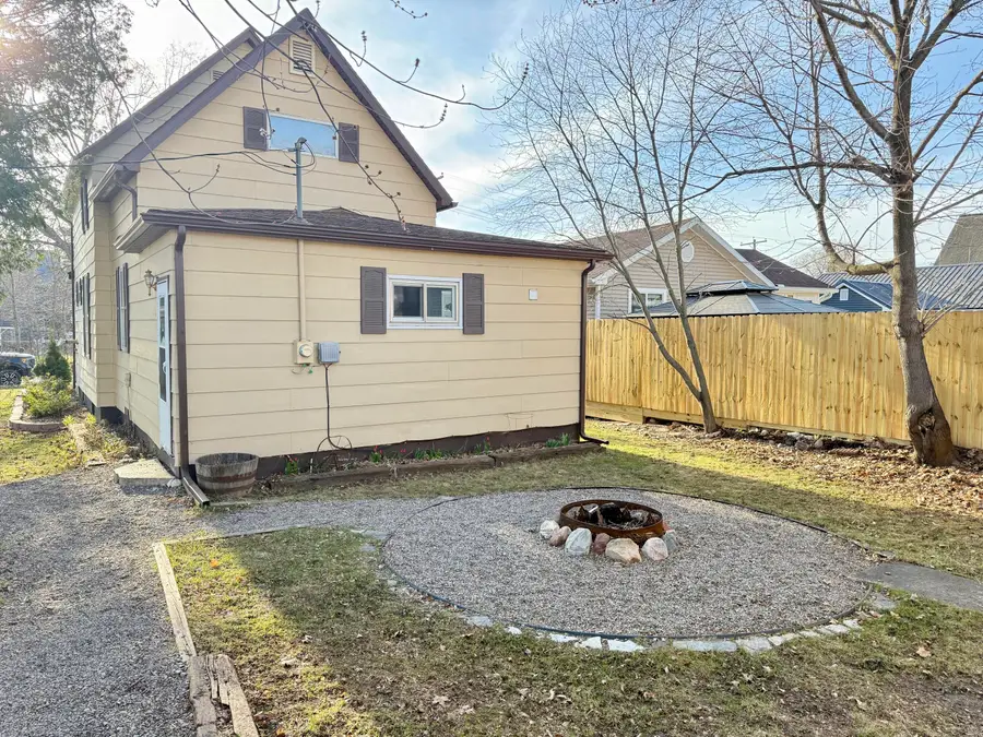 1104 Bingham Ave, Sault Sainte Marie, MI 49783 - #2