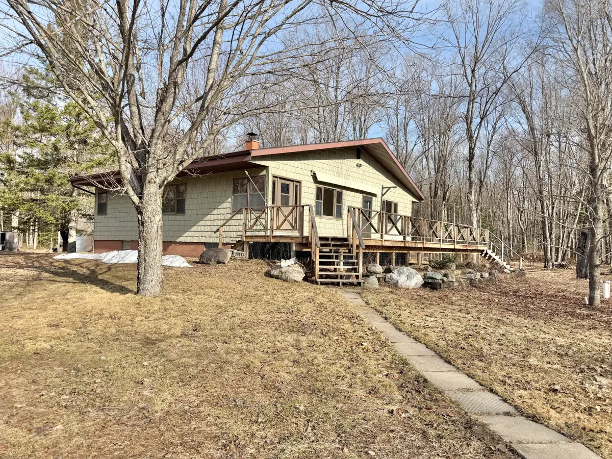 129 E 14 Mile Rd, Dafter, MI 49724 - #1