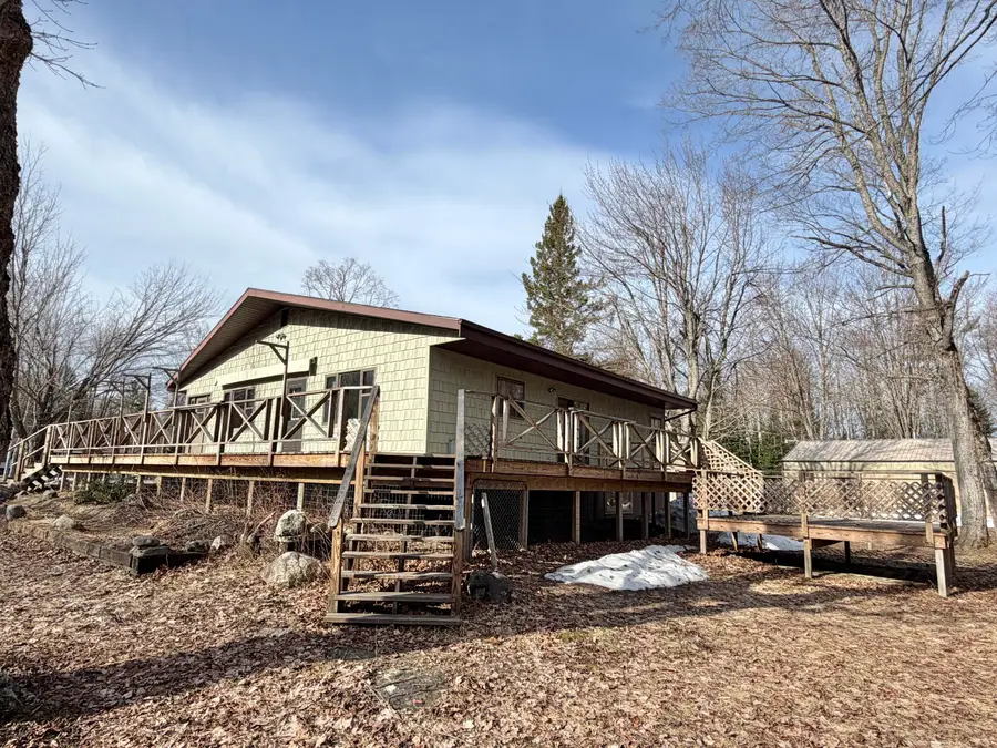 129 E 14 Mile Rd, Dafter, MI 49724 - #2