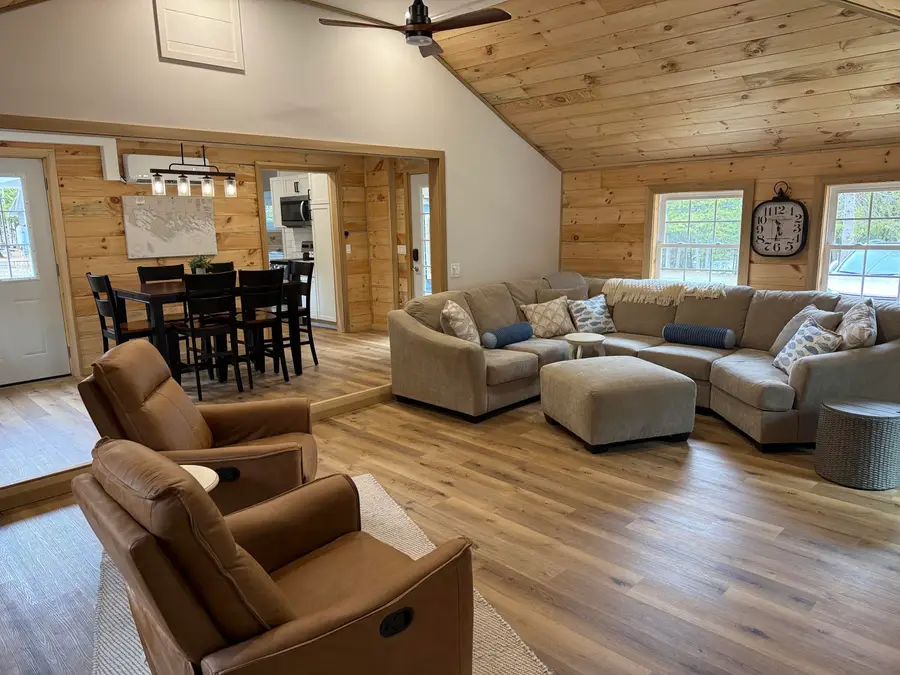 1070 S Islington Rd, Cedarville, MI 49719 - #3