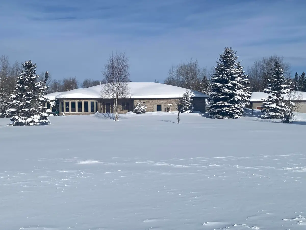 1935 E Malmborg Row, Sault Sainte Marie, MI 49783 - Image #1