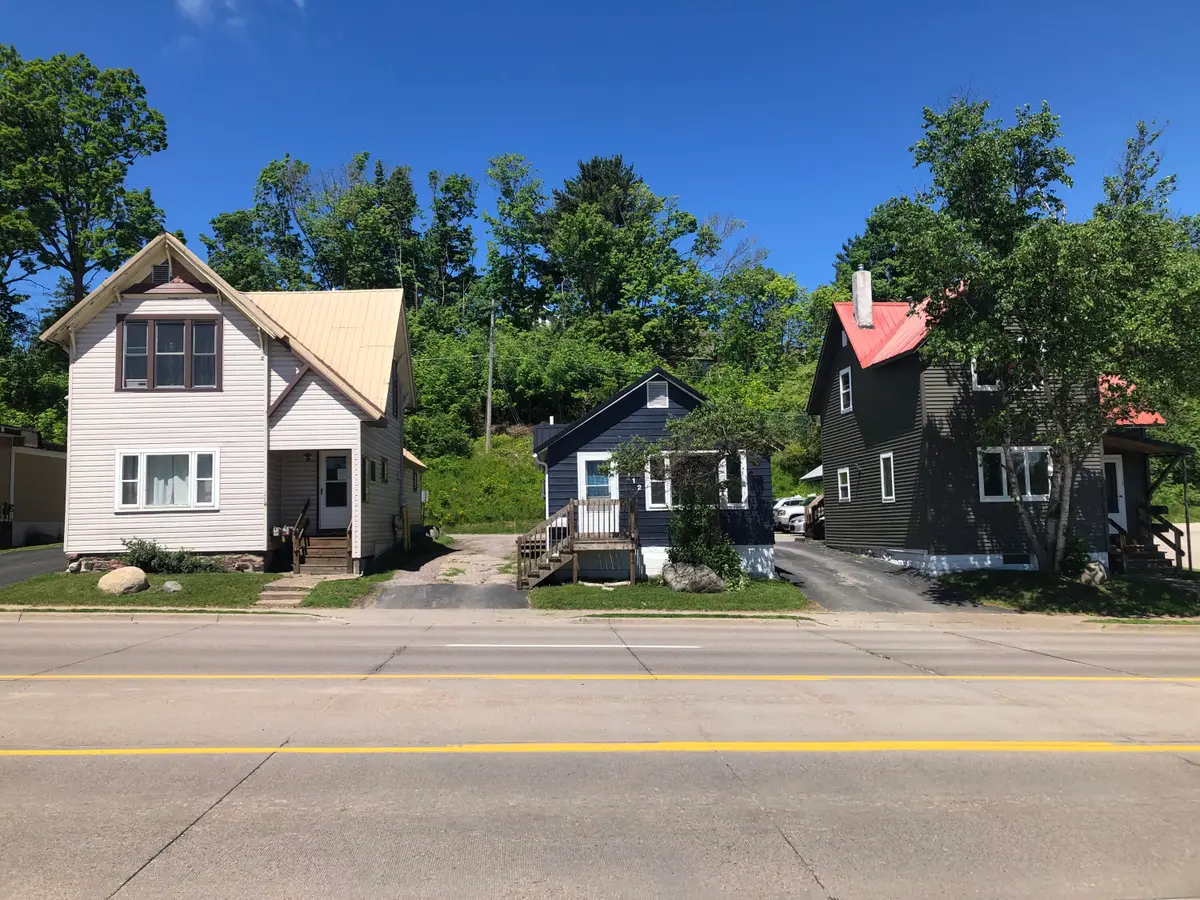 1110-1114 Ashmun St, Sault Ste Marie, MI 49783 - #1