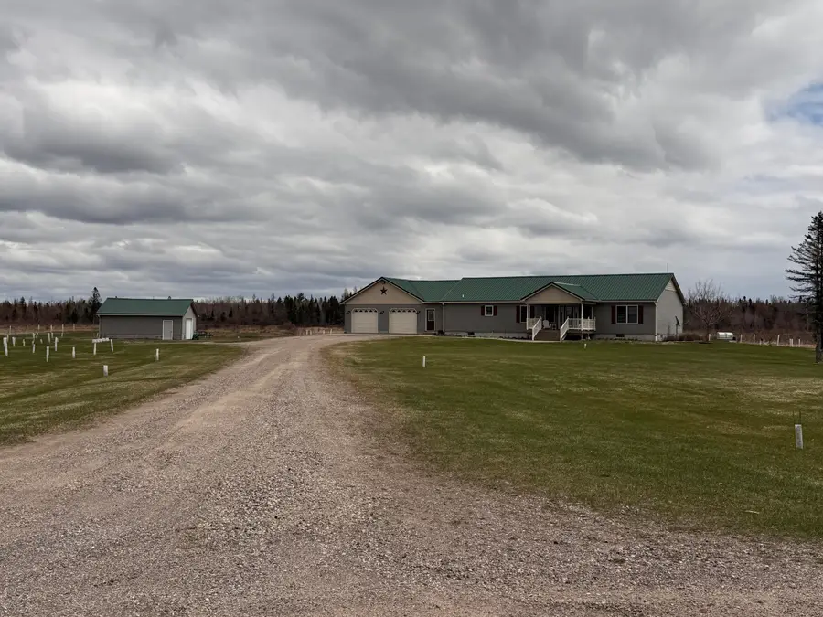 17229 S Riverside Dr, Pickford, MI 49774 - #3