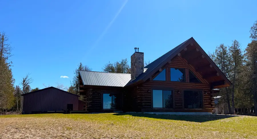 3968 E Stony Pt, Hessel, MI 49745 - #3