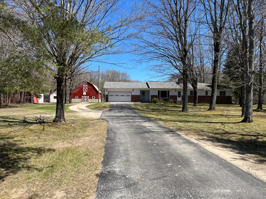 3724 S County Road 405, Newberry, MI 49868 - #2