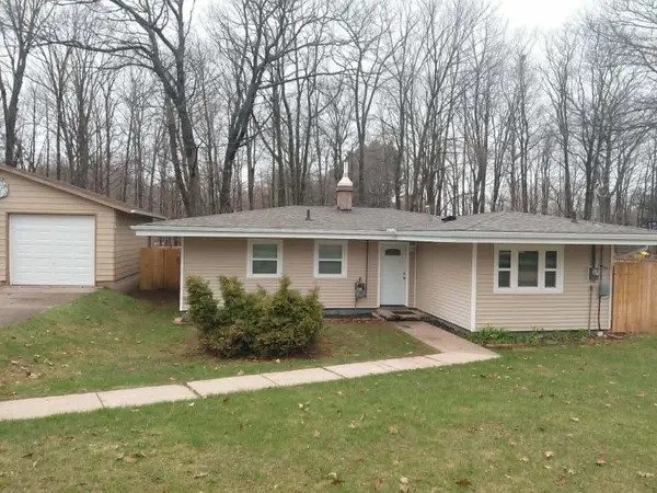 3438 S Reynolds Ln, Sault Ste Marie, MI 49783