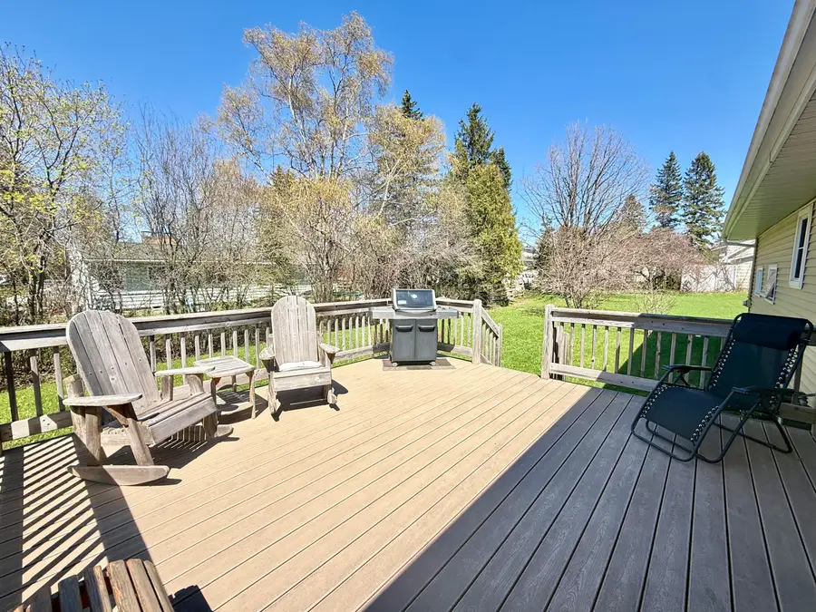 624 Washington Way, Sault Ste Marie, MI 49783 - #3