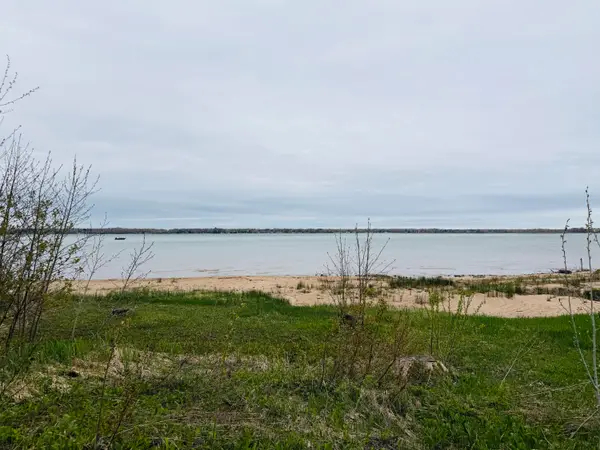 3770 S Westshore Dr, Sault Ste Marie, MI 49783