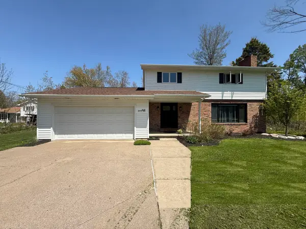3145 S Sun Glo Dr, Sault Ste Marie, MI 49783