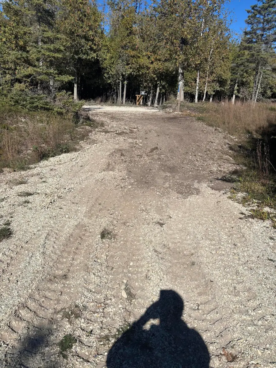 882 E Huron Dr, Pointe Aux Pins, MI 49775 - #3