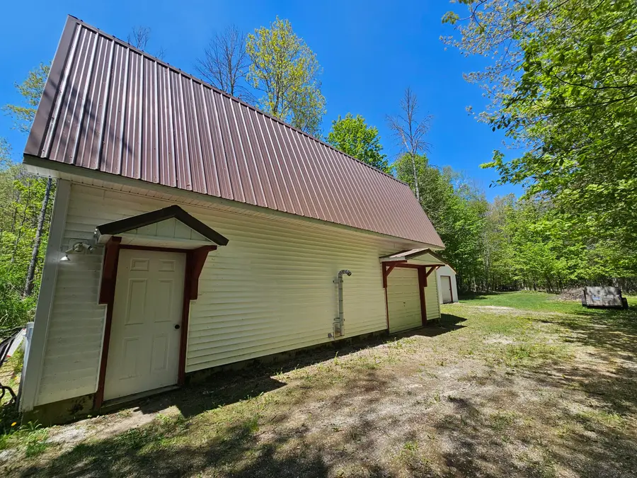 17306 Davis St, Curtis, MI 49820 - #2
