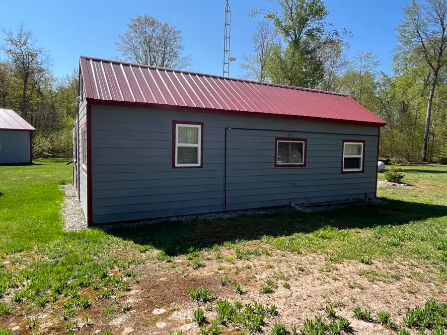 7461 Old Grade Rd, Newberry, MI 49868 - #2