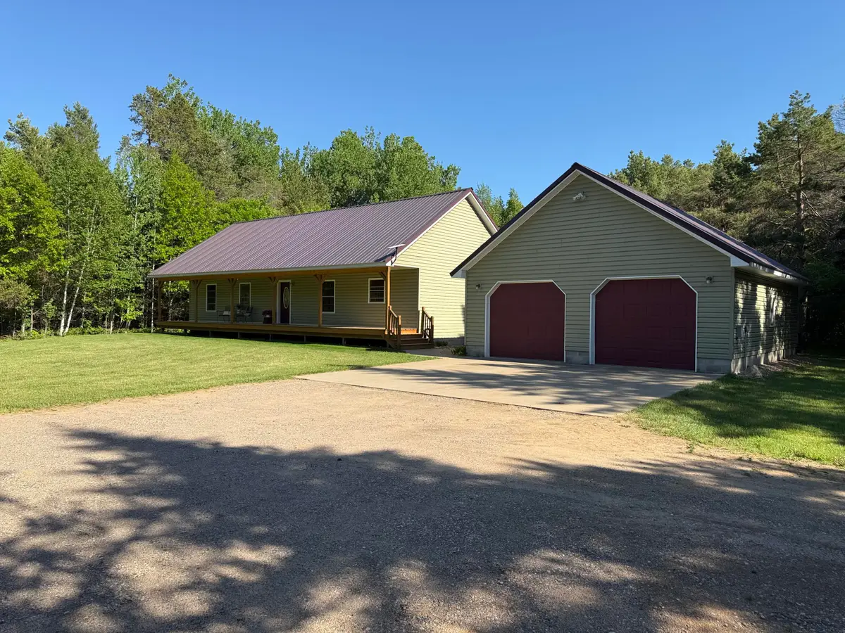 17940 S Deer Run Rd, Kinross, MI 49752 - #1