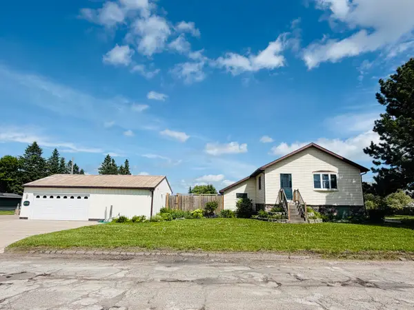 2151 Davitt St, Sault Ste Marie, MI 49783