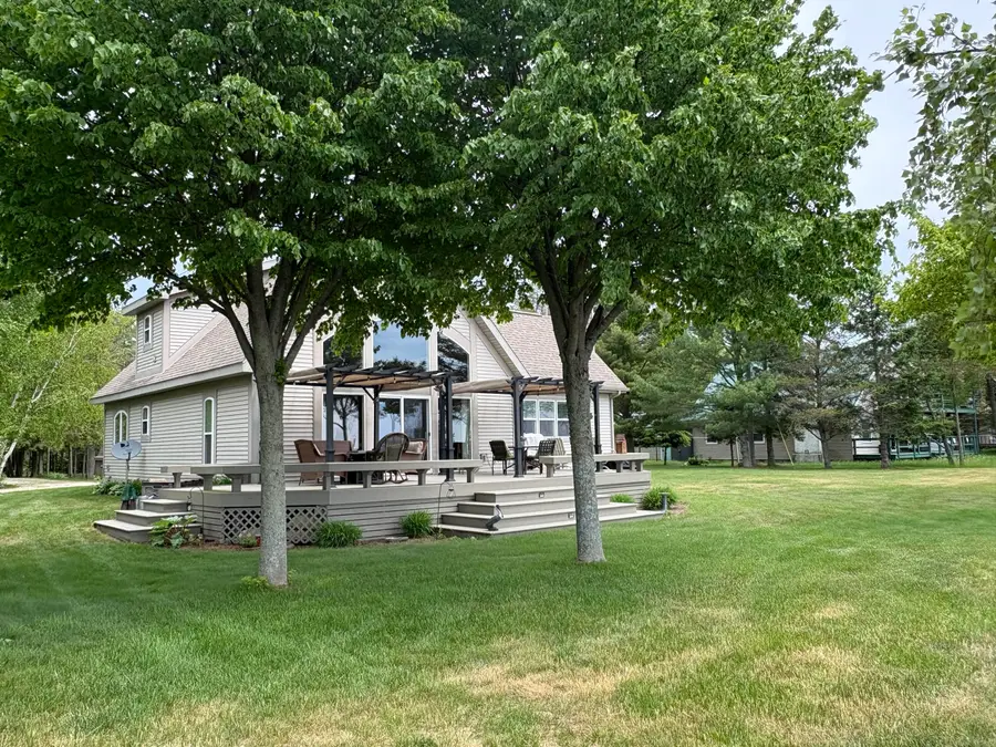 W12417 W Beach Rd, Naubinway, MI 49762 - #2