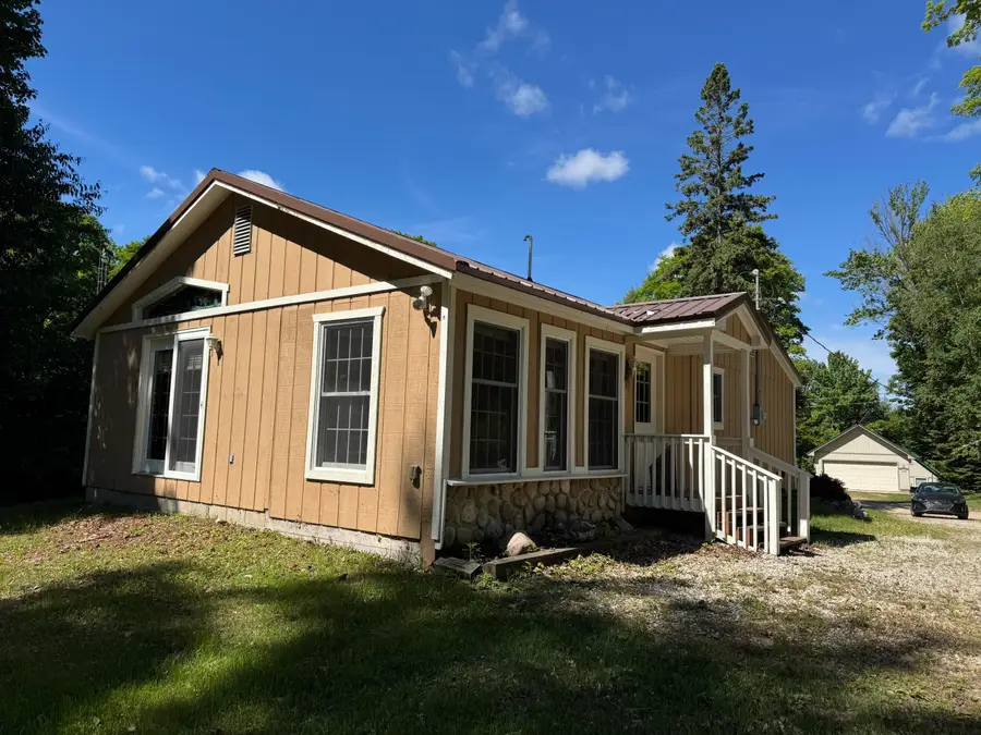 6143 Florence Dr, McMillan, MI 49853 - #2