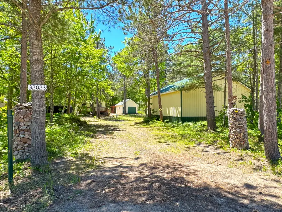 32023 W Vermillion Rd, Paradise, MI 49768 - #2