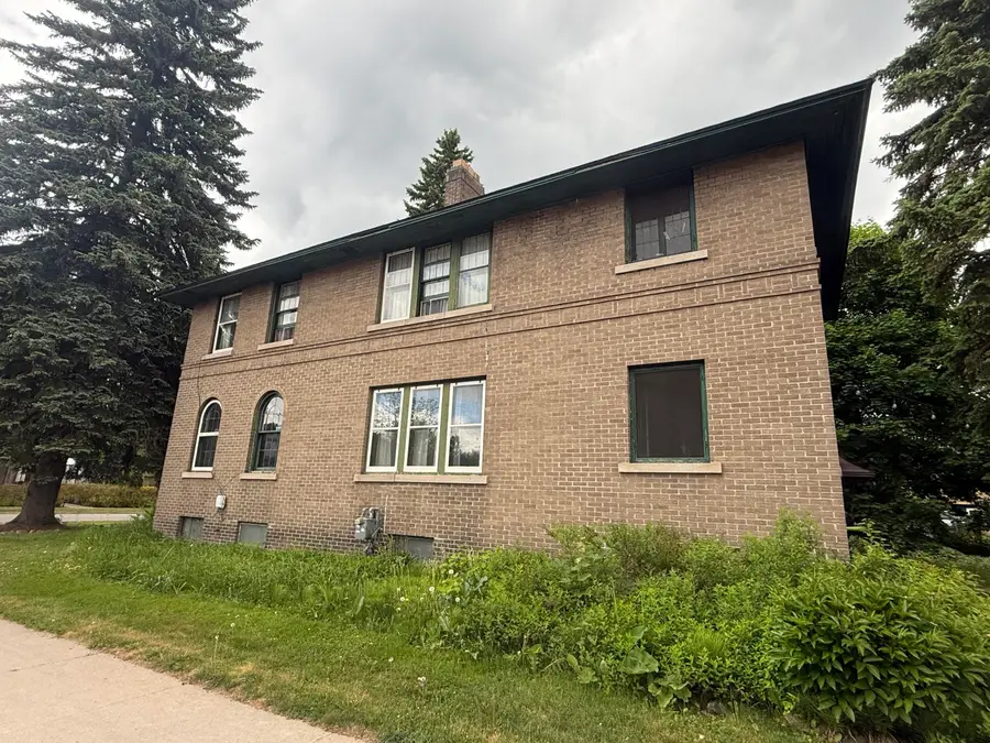 316 E Spruce St, Sault Ste Marie, MI 49783 - #3