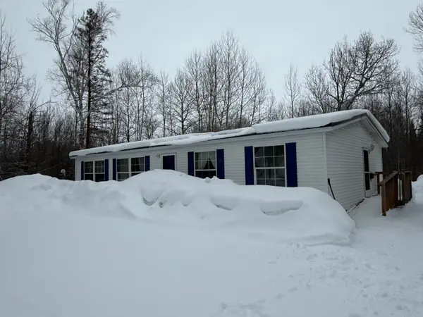 6089 S Riverside, Sault Ste Marie, MI 49783