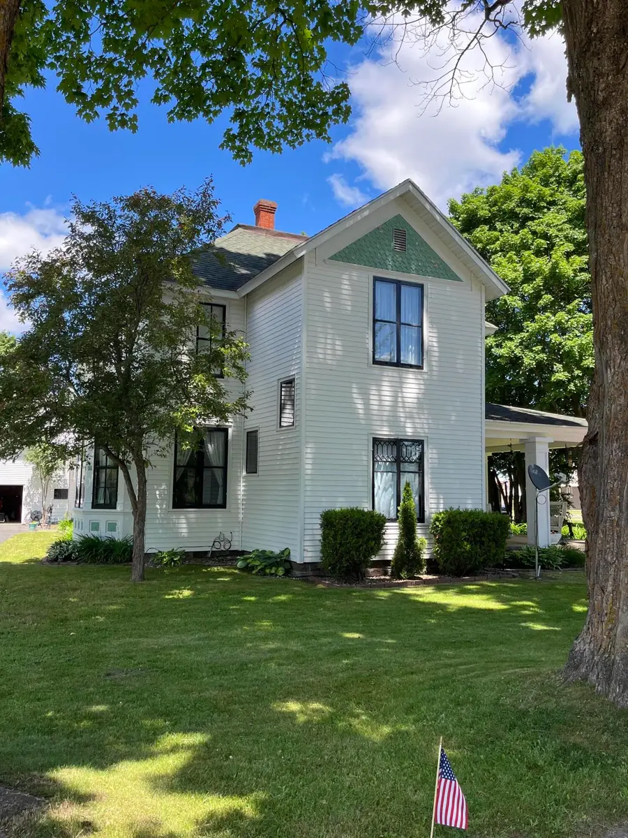 210 W Truman Blvd, Newberry, MI 49868 - #2