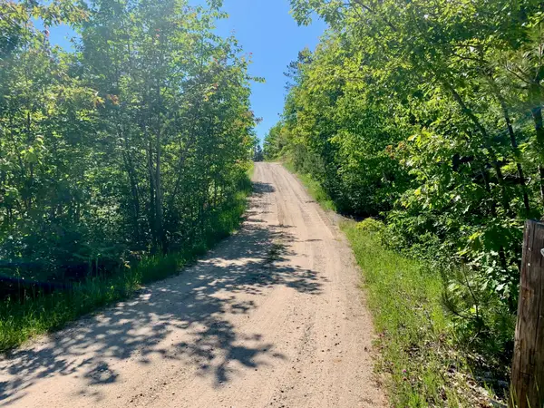 13713 N Whitefish Point Rd, Paradise, MI 49768