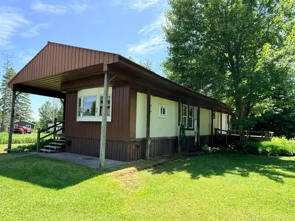 14790 S Scenic Dr, Barbeau, MI 49710