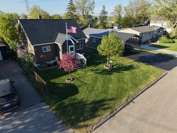 212 W 9th Ave, Sault Ste Marie, MI 49783