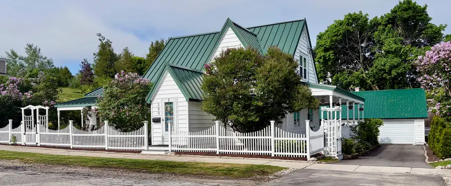 280 Church St, Saint Ignace, MI 49781 - #2