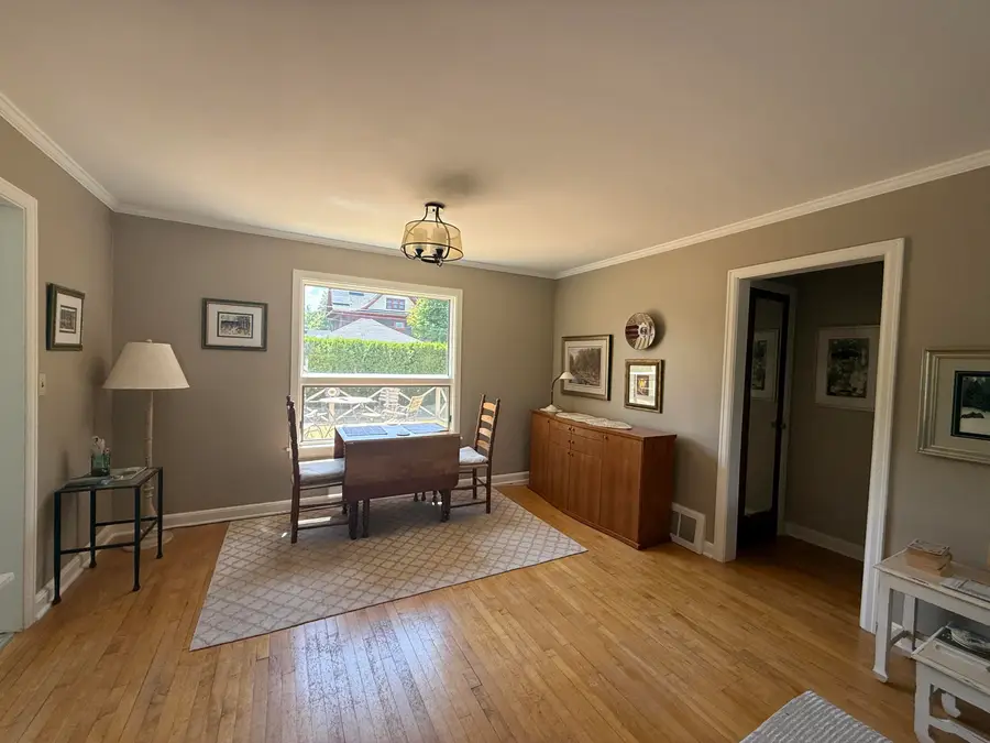 307 W Easterday Ave, Sault Ste Marie, MI 49783 - #3