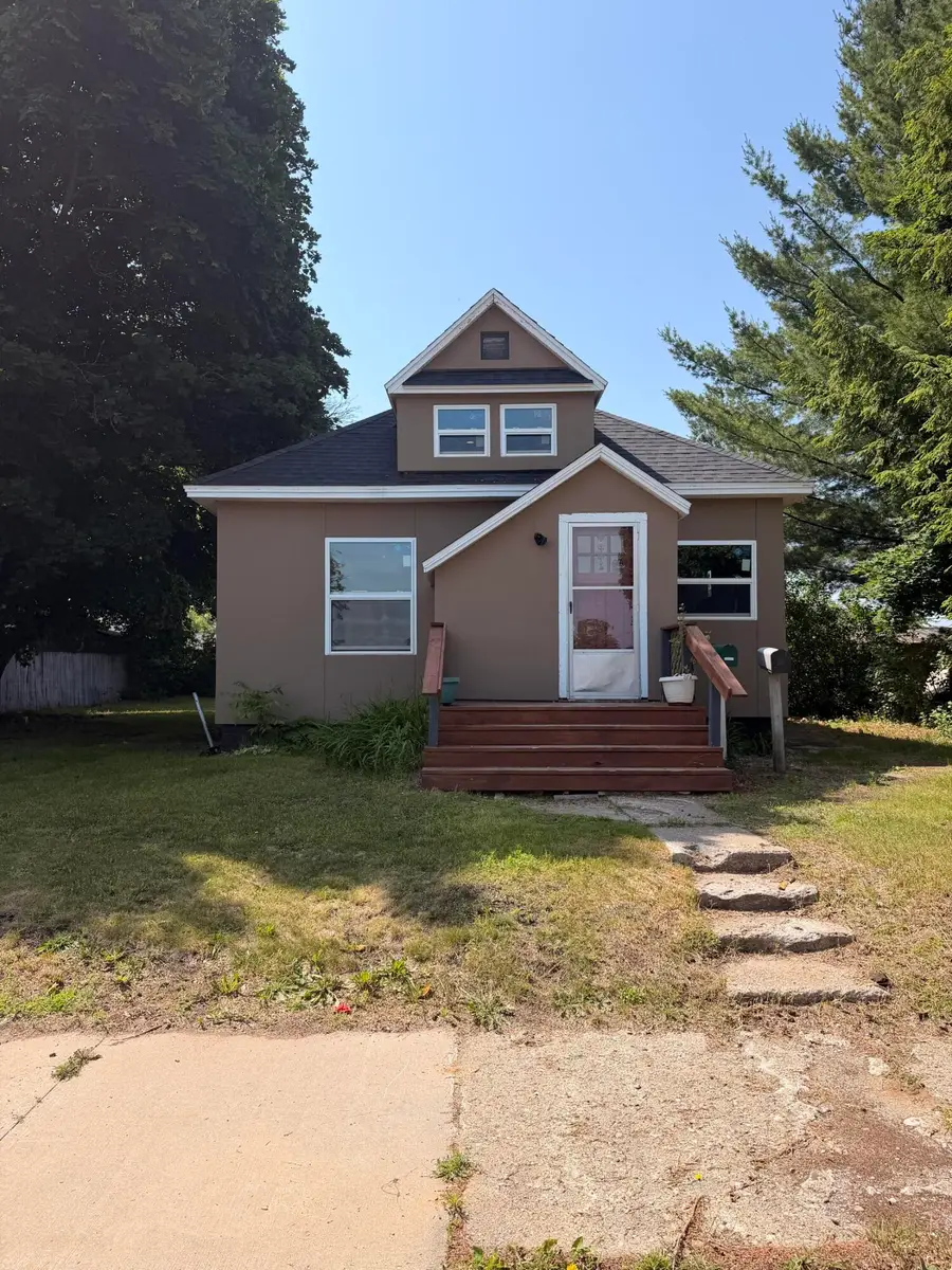 406 E Avenue A, Newberry, MI 49868 - #2