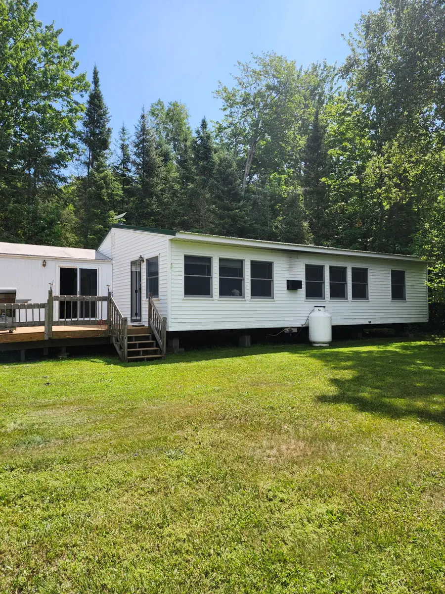 3668 S Westshore Dr, Sugar Island, MI 49783 - #2