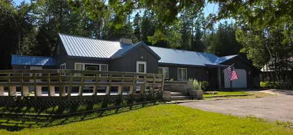 810 S Islington Rd, Cedarville, MI 49719