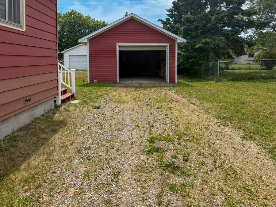 111 W 12th Ave, Sault Ste Marie, MI 49783 - #3