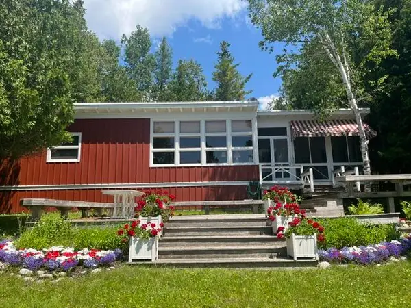 2122 S Woodland Rd, Cedarville, MI 49719