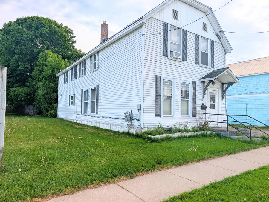 508 E Portage Ave, Sault Ste Marie, MI 49783 - #2