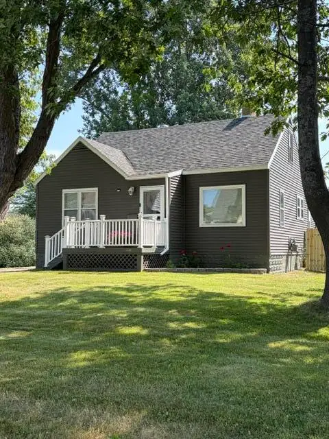 1205 Kimball St, Sault Ste Marie, MI 49783 - #1